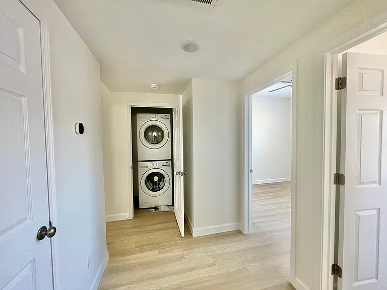 508 S Park St #A — Photo 9