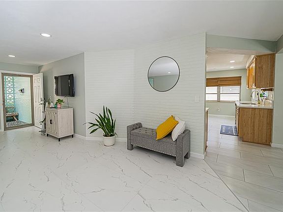 4th image of 2063 DUNSTON COVE ROAD