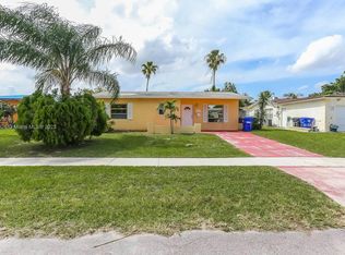 6311 SW 10th St, North Lauderdale, FL 33068