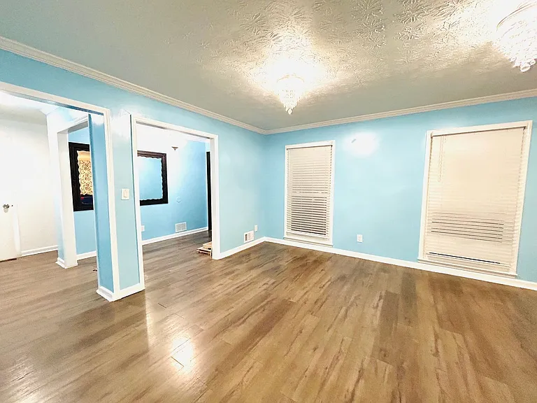 2664 Abington Dr — Photo 33