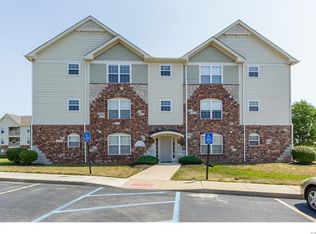 1024 Piedmont Cir, Saint Peters, MO 63304