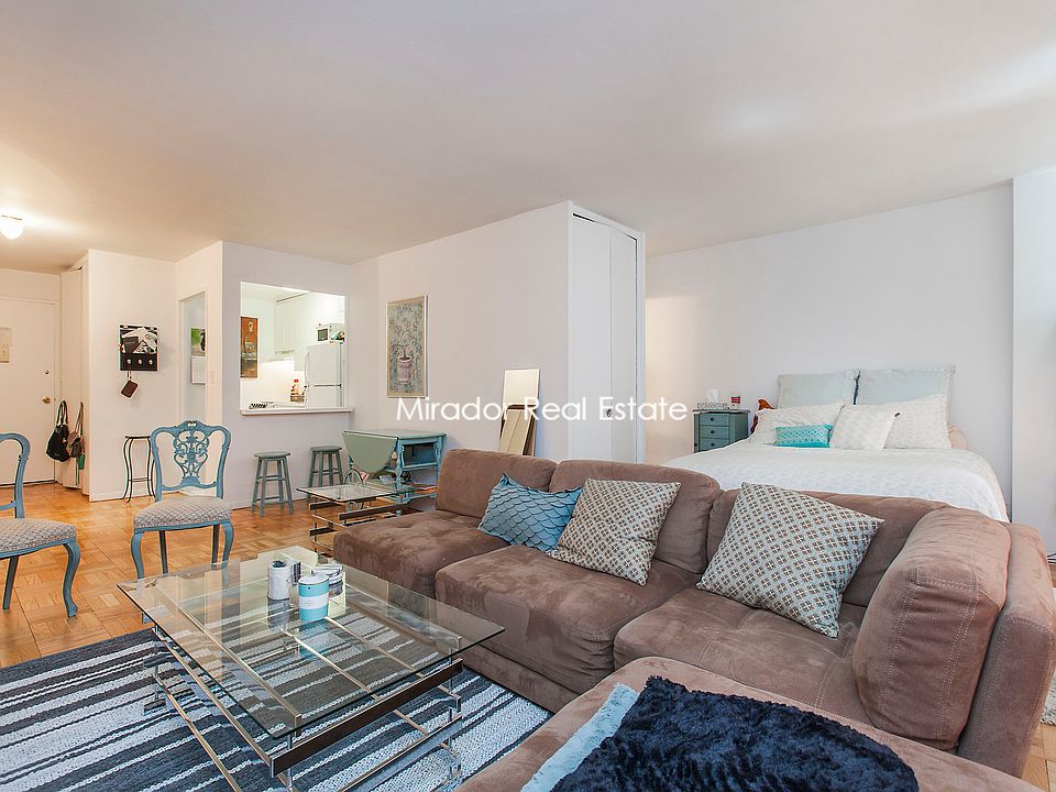 2nd image of 355 E 72nd St APT 4G