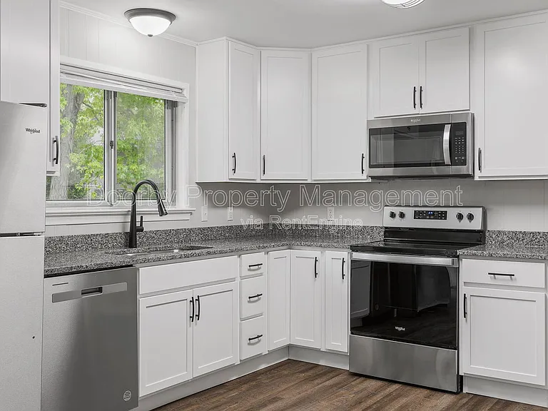 1945 Barrett Dr — Photo 1