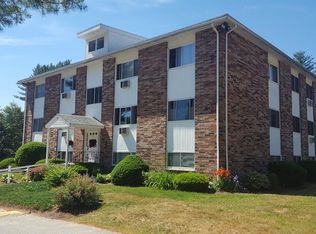 5 R Turnpike Rd, Townsend, MA 01469