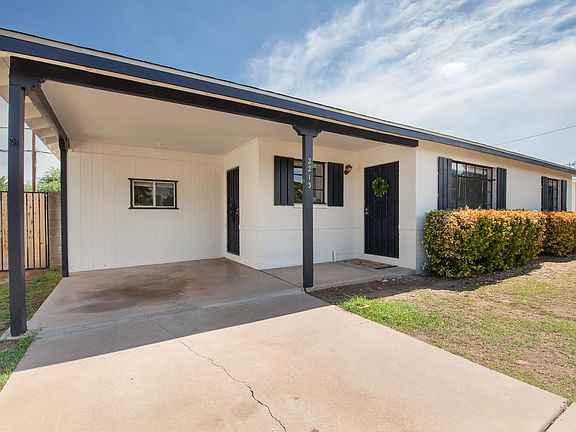 3rd image of 2213 W Orangewood Ave