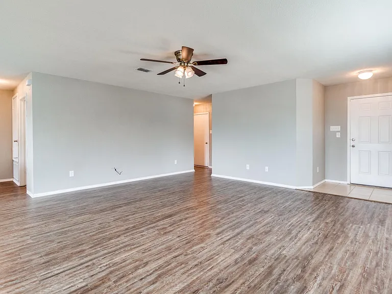 1434 S Raven Dr — Photo 12