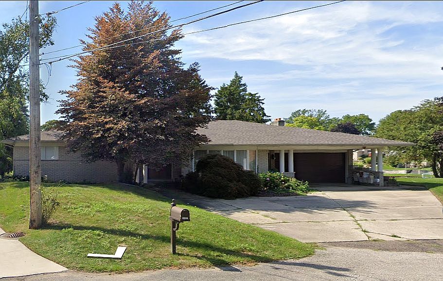 1st image of 54801 Stardust Ct