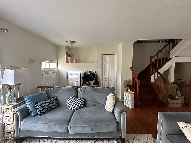 8130 Verbeck Dr — Photo 5