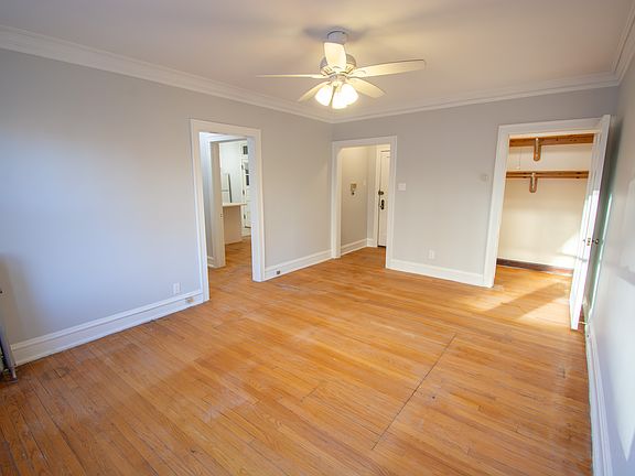 3rd image of 3506 N Paulina St #1