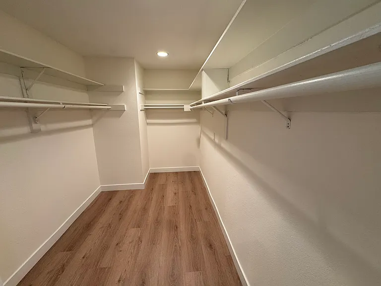 834 Sunstone St — Photo 21