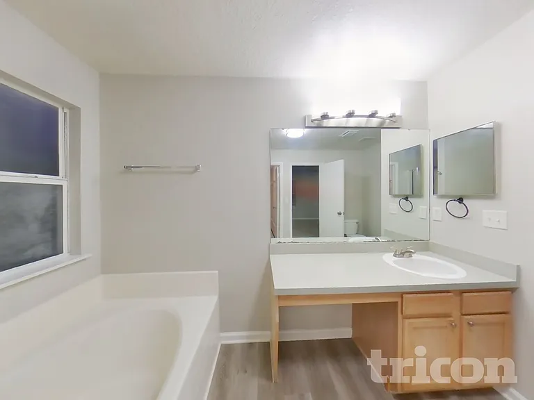 12810 Radiant Run Ct — Photo 7