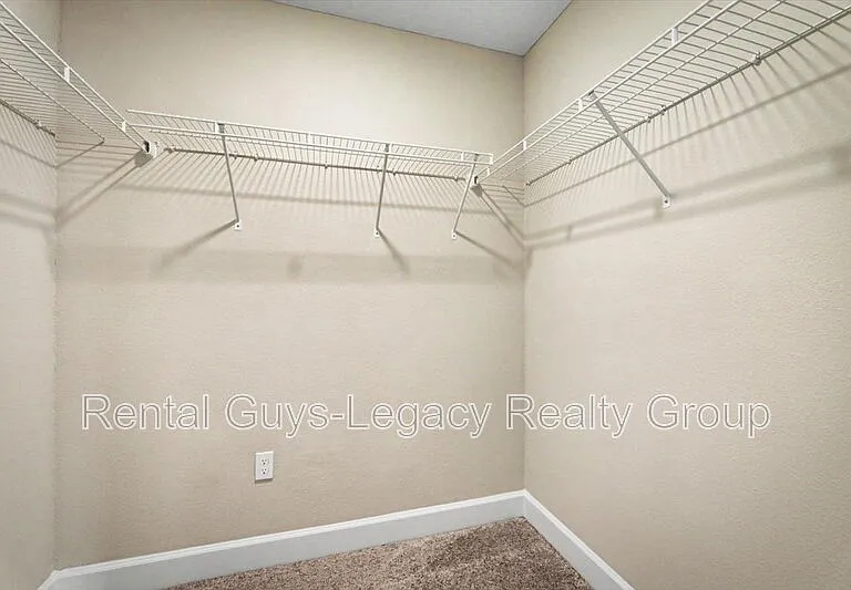 813 Crosswater Lake Dr — Photo 36