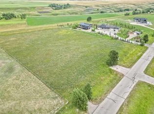 121028 272nd Ave E, Foothills County, AB T1S 4M4