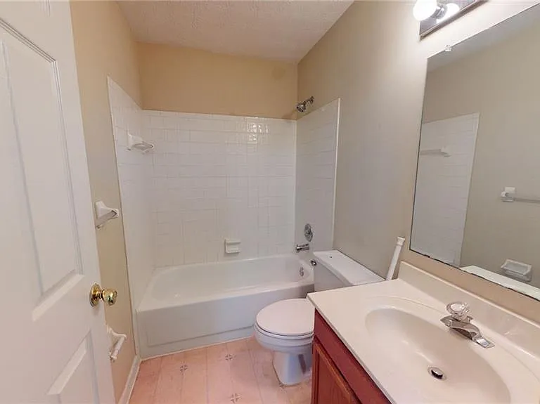 110 Beaverwood Ln — Photo 9