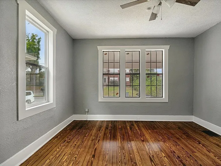 156 N Tucker St — Photo 18