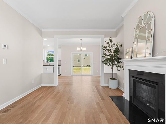 4th image of 69 Cambridge Court