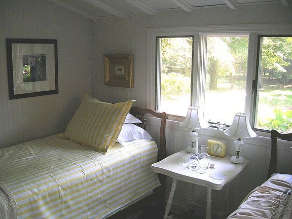 5th image of 2369 Lakeshore Dr