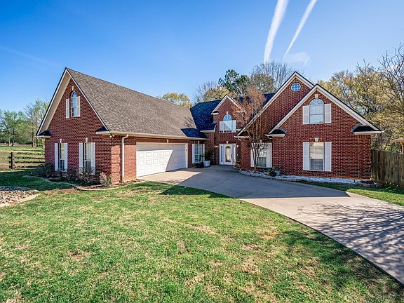 2nd image of 61 Pebble Creek Dr S