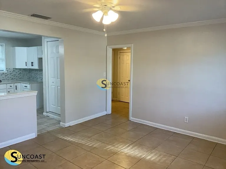 3721 Colebrooke Dr — Photo 4