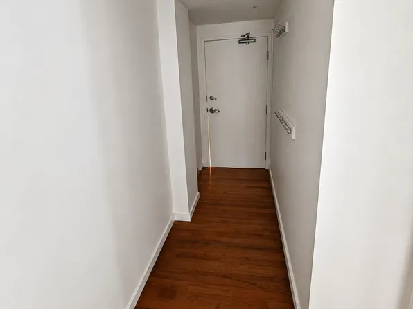 122 Washington St - Marblehead Wash RE LLC, 122 Washington St #3, Marblehead, MA 01945