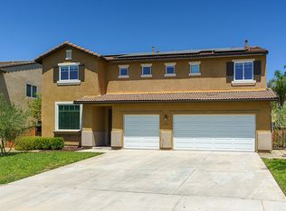 17316 Sandlewood Dr, Riverside, CA 92503