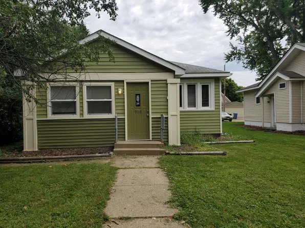 918 26th Ave SE, Minneapolis, MN 55414