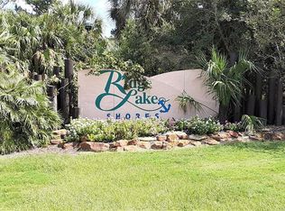 507 Royal Navigator Rd, Montgomery, TX 77316