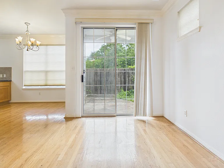 8518 Cahill Dr #32 — Photo 7