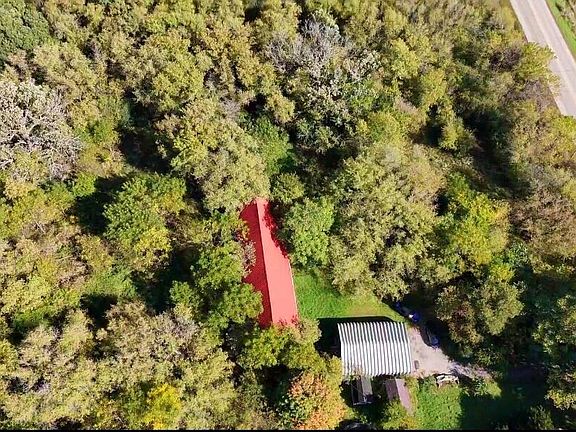 3rd image of 33016 Bassett ROAD