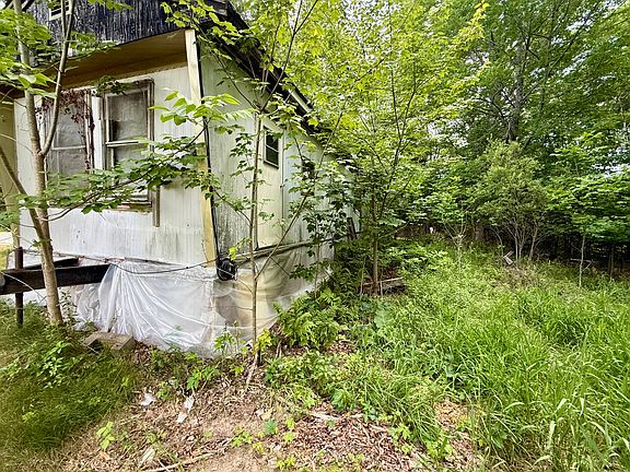 4th image of 266 Willey District Road