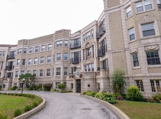 6830 S South Shore Dr APT 2, Chicago, IL 60649