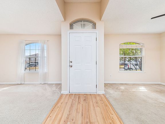 3rd image of 506 Jimbay Dr