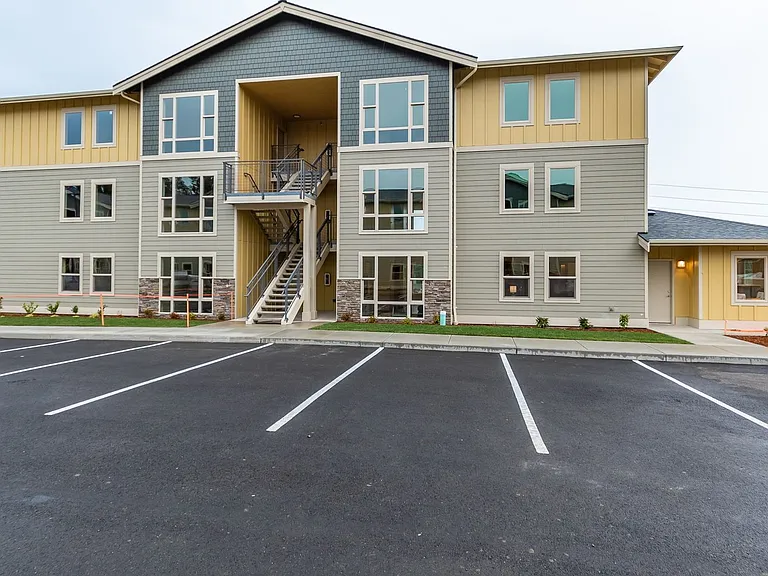 M1249 - Park Terrace Apartments — Photo 18