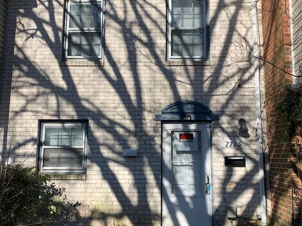 2226 Windom Pl, Virginia Beach, VA 23454