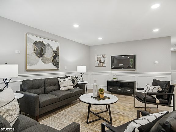 5th image of 1736 N Kaspar Ave