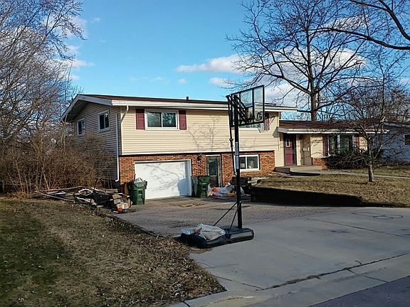3rd image of 374 6th St