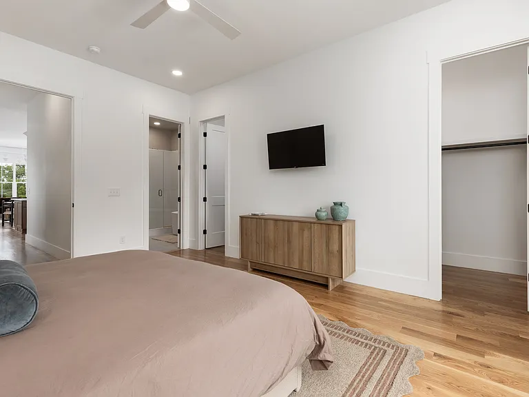 1013 Summit Ave #A — Photo 29