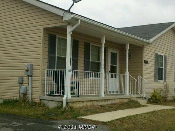 2nd image of 812 Yardley Dr