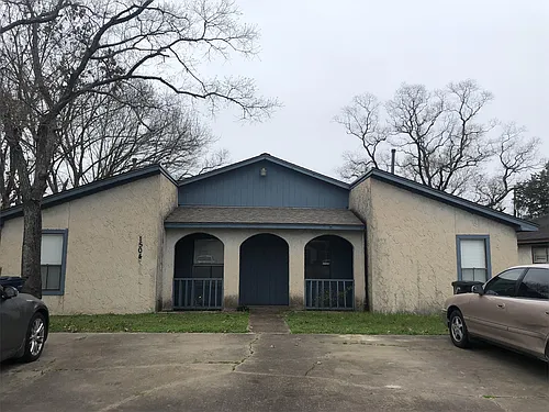 1504 Pine Ridge Dr #A Photo 1