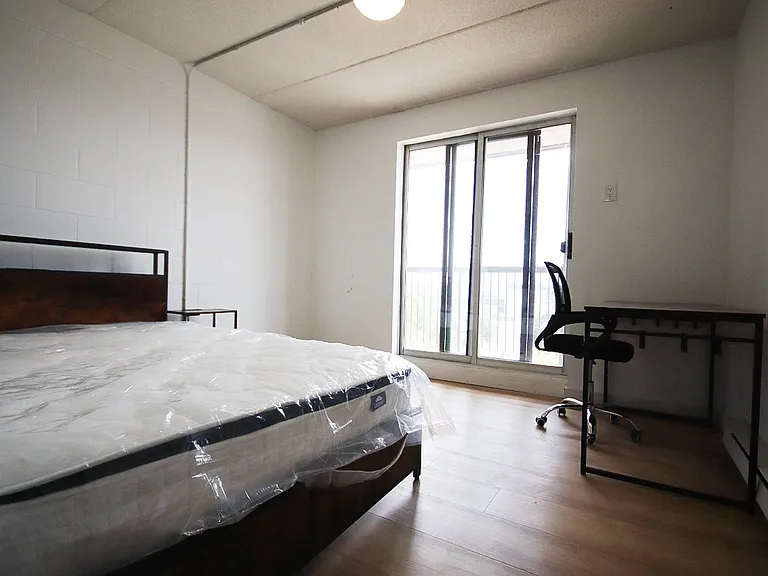 50 University Ave E #VIEWINGS — Photo 8