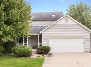 1352 Everett St, Sycamore, IL 60178