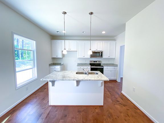 4th image of 4279 Hannah Belle Way