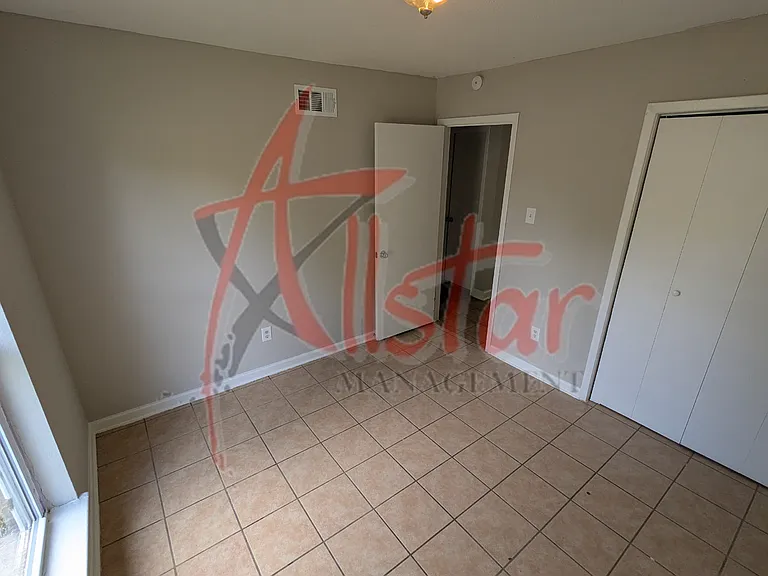 2920 Valleybrook Rd — Photo 6