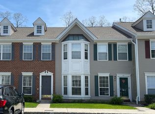 123 Wood Duck Ct, Freehold, NJ 07728