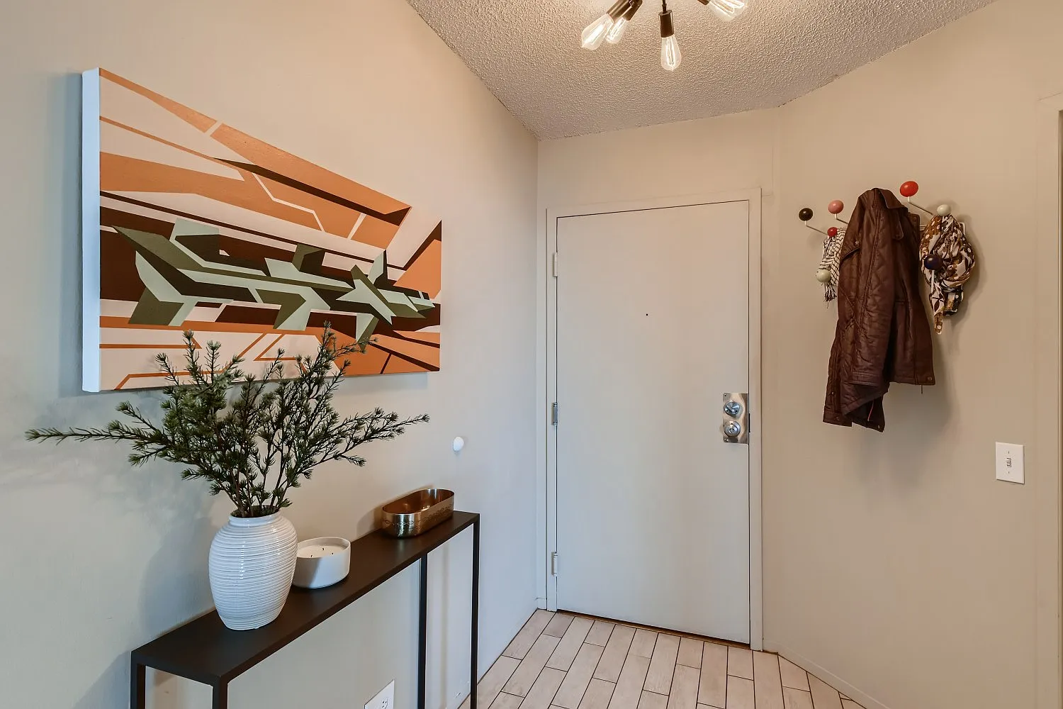 1 bed, 760 sqft, $2,200 — Photo 3