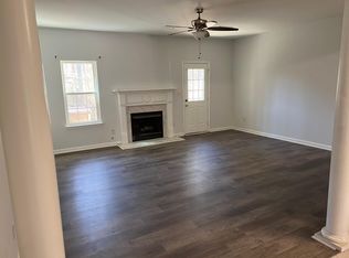 2927 Greyhawk Ln, Cumming, GA 30040