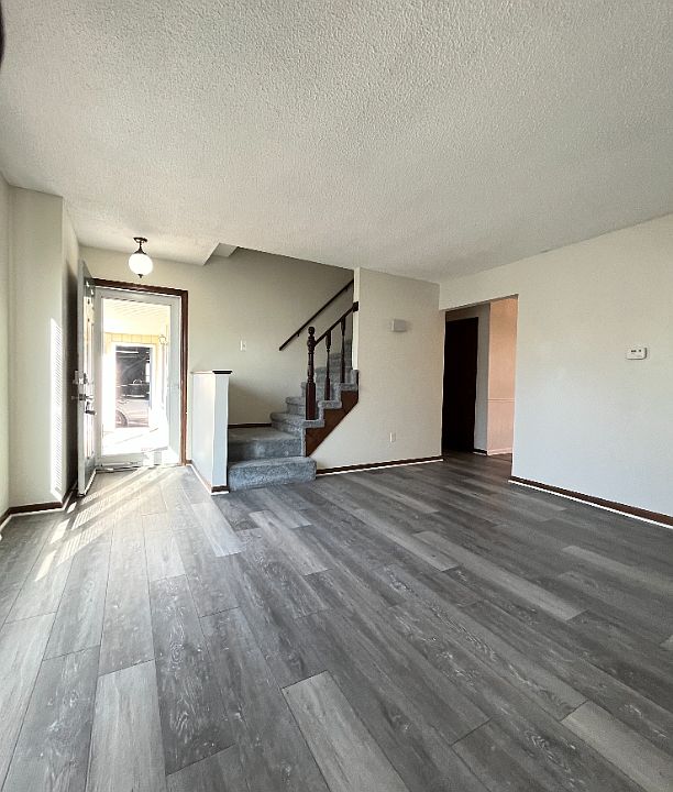 download (7)_11012022