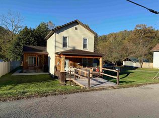724 W Main St, Grafton, WV 26354