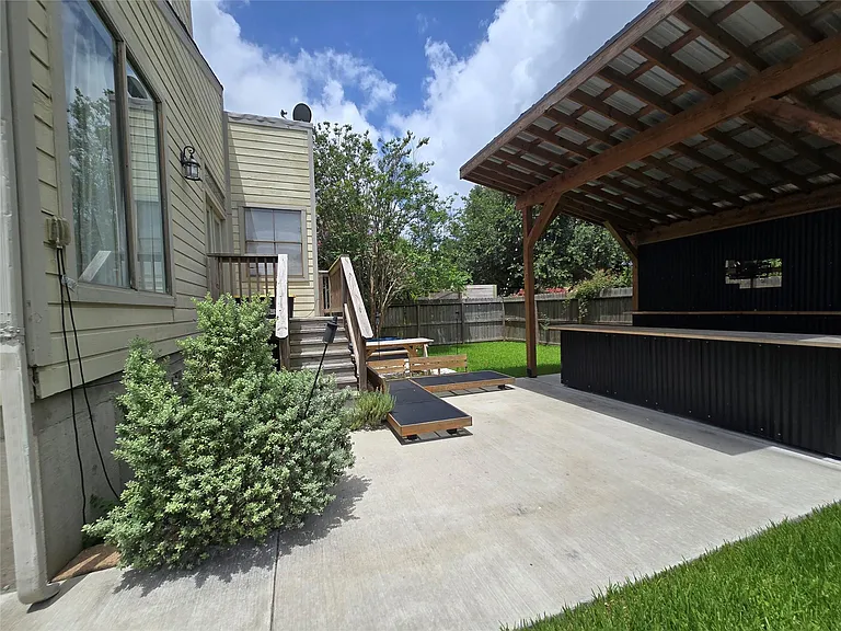 2402 Intrepid Way — Photo 12