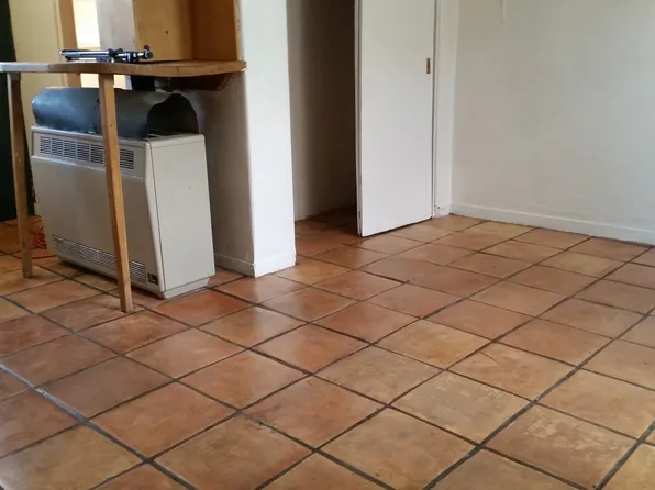 306 Mescalero Rd NW #A, Albuquerque, NM 87107